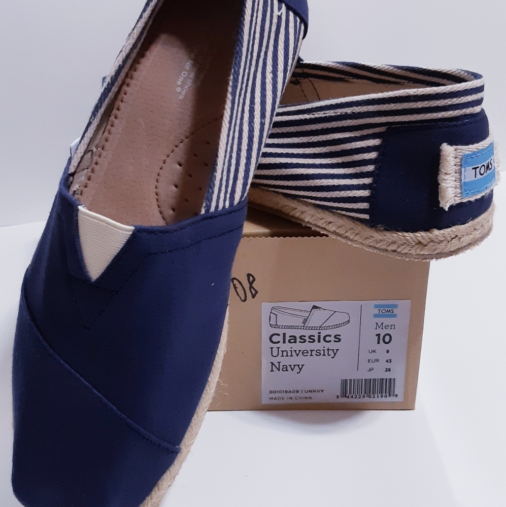 TOMS University Navy Men's Classics